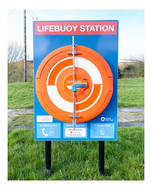 Lockable Lifebuoy Cabinet For 30 Inch buoys - Post Mountable