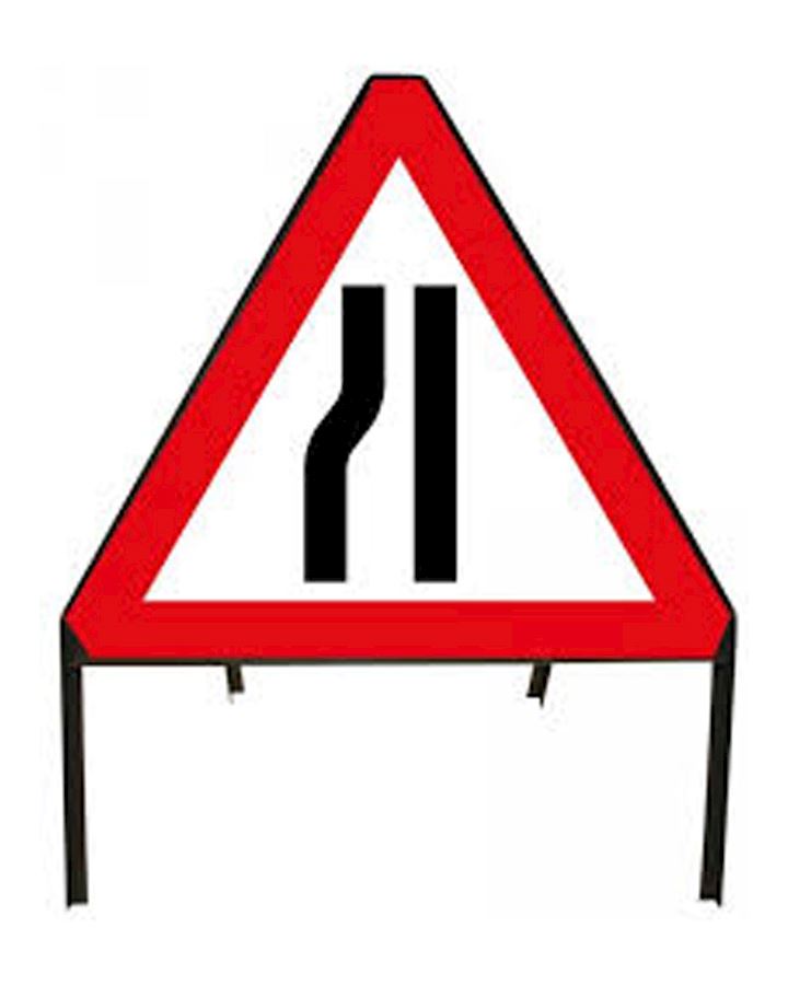 Road Narrows  'Nearside' Sign And Frame
